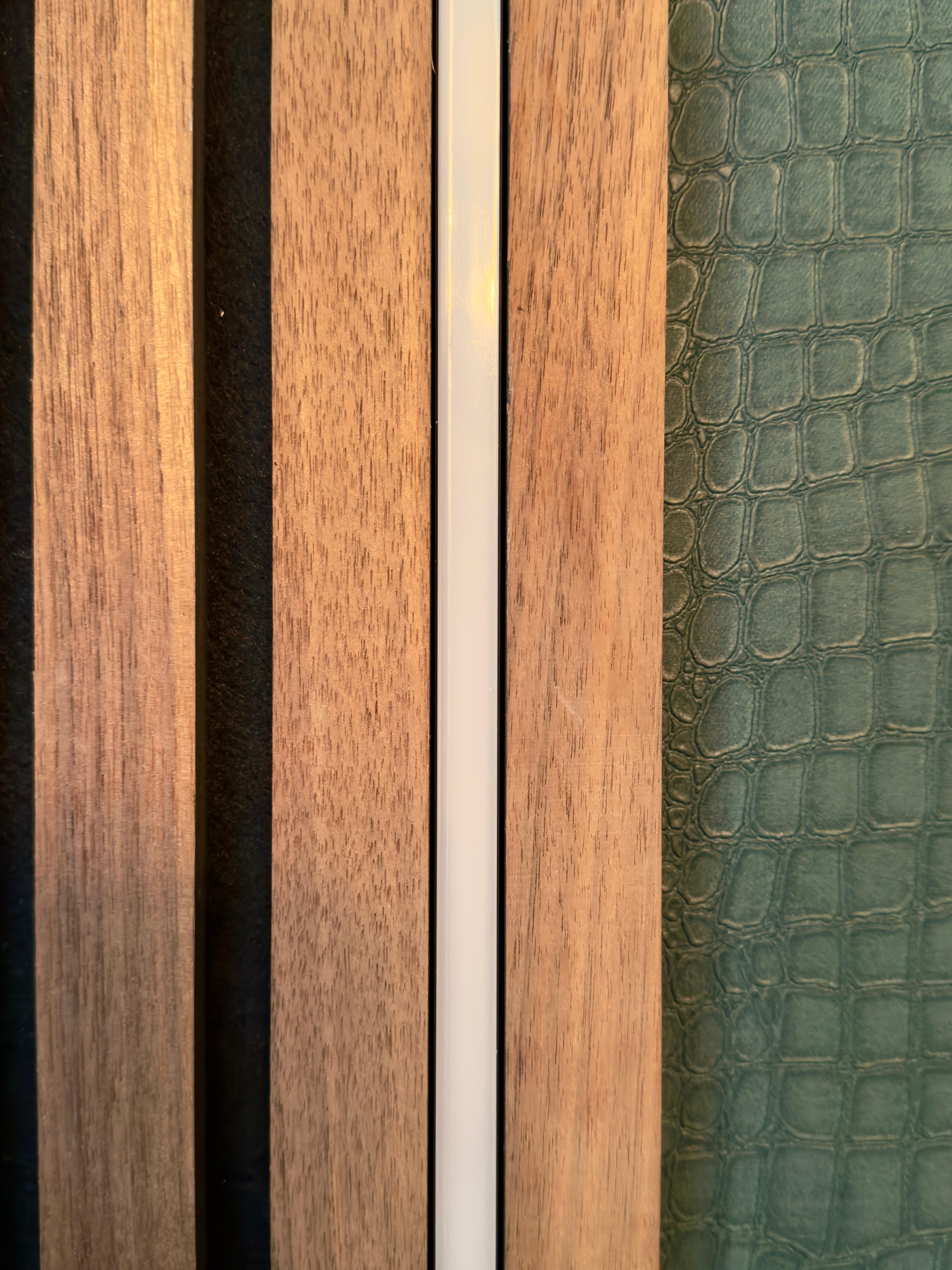 x4 Standard Warm White Slat Wall Light Bars