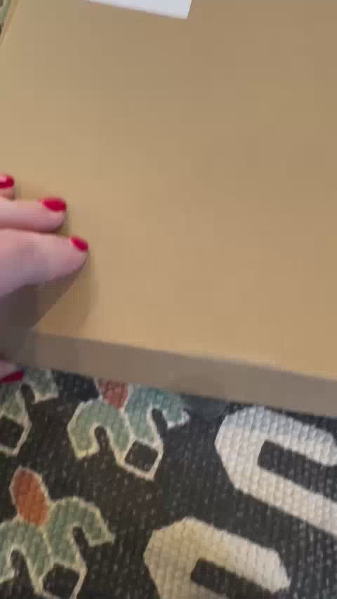 BLAQ Aura installation in bedroom setting.mp4__PID:1d69fa51-2af2-40ef-818f-04639a394213